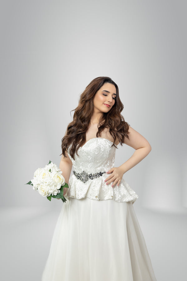 Enchanting Elegance: Strapless Heart-shaped A-line Dress with Back Corset and Silver & Black Crystal Embellishments