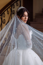 Elegant and overthetop organza dress