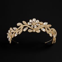 Tiara mediana con cristales plateados y dorados