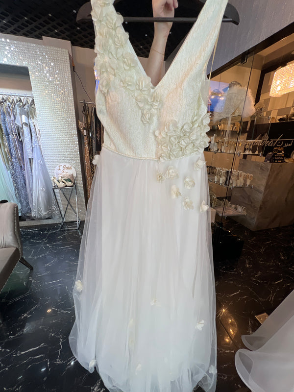 Gilded Blossom: White Chiffon A-Line Dress with 3D Scattered Floral Accents