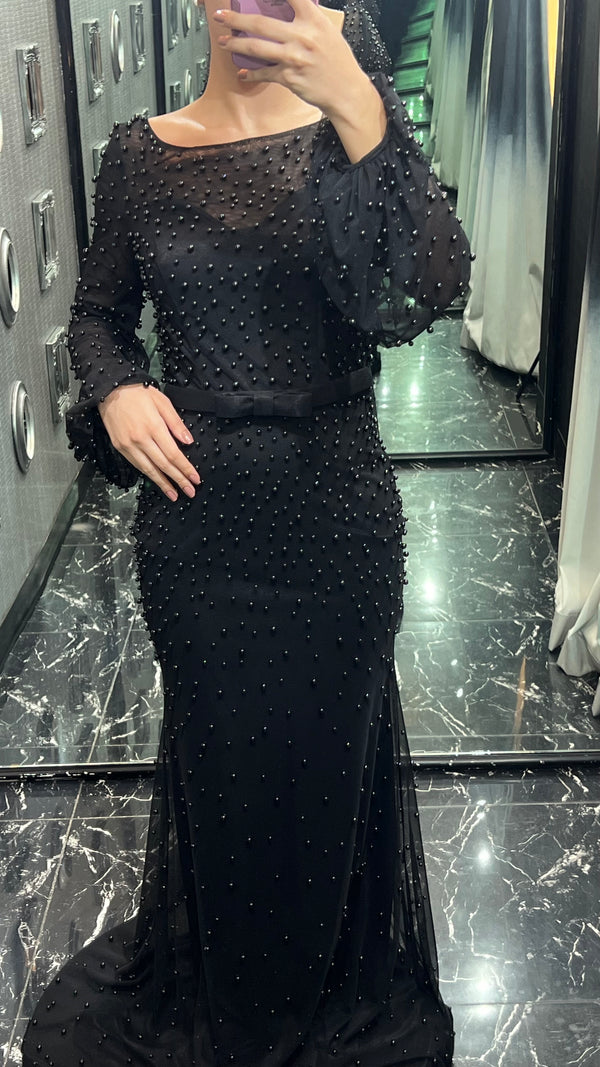 Midnight Enchantment: Black Mermaid Style Dress