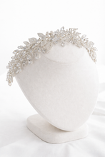 Diadema multidetalles 3D plateada