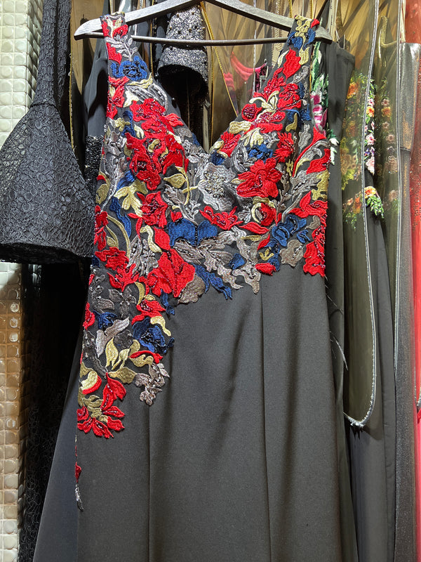 Mermaid Black Elegance Dress with Vibrant Red Floral Accents