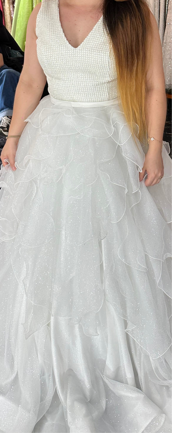 Shimmering V-Neck Sparkling Grid White Dress