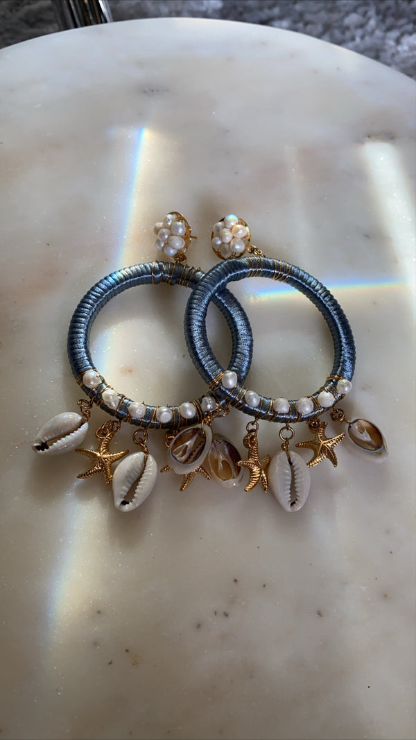 Aretes Caracoles en olas