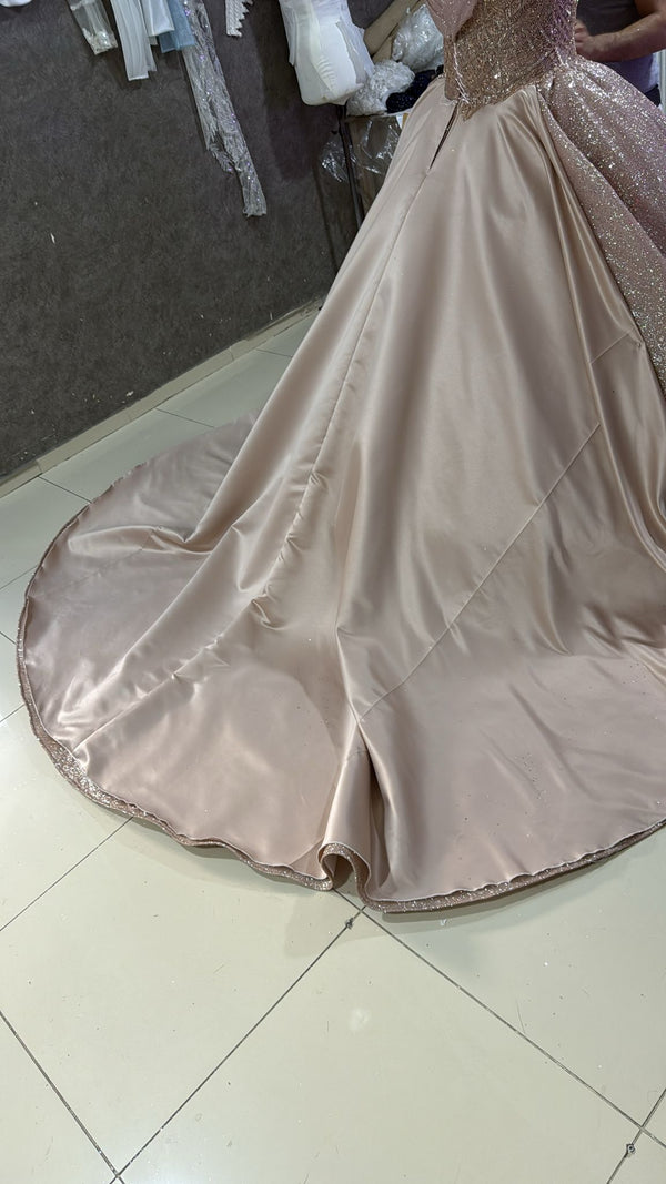 Vestido quinceañera personalizado Keren (rosado claro)
