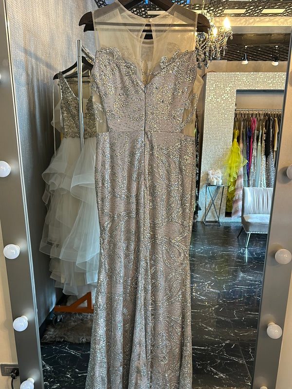 Silver Shimmer Mermaid: Heart-Shaped Light Gray and Silver Mermaid Dress