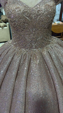 Vestido quinceañera personalizado Keren (rosado claro)