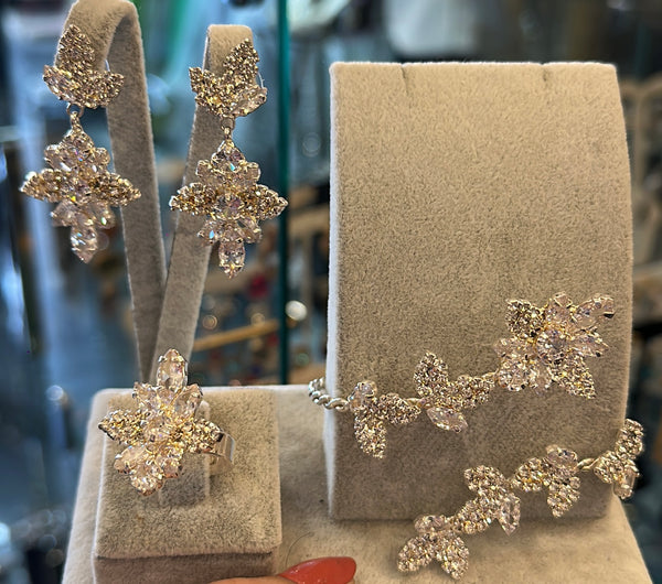 Set de joyería plateado zirconas