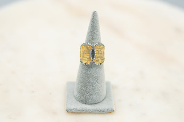 Anillo Dorado envuelto Plateado