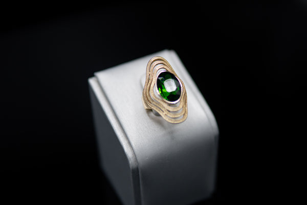 Anillo Verde Dorado
