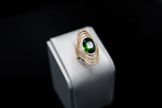 Anillo Verde Dorado