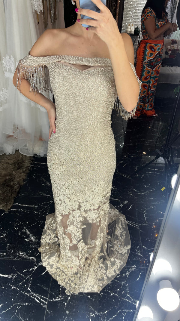 Glamourous Golden Mermaid: Off-Shoulder Dress with Stone Fringe
