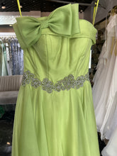 Lemon Zest: Strapless Green Dress with Chest Ribbon