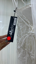 Vestido de novia estilo linea A con corset decorativo strapless