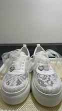 Tennis blanco estilo encaje (altura baja)