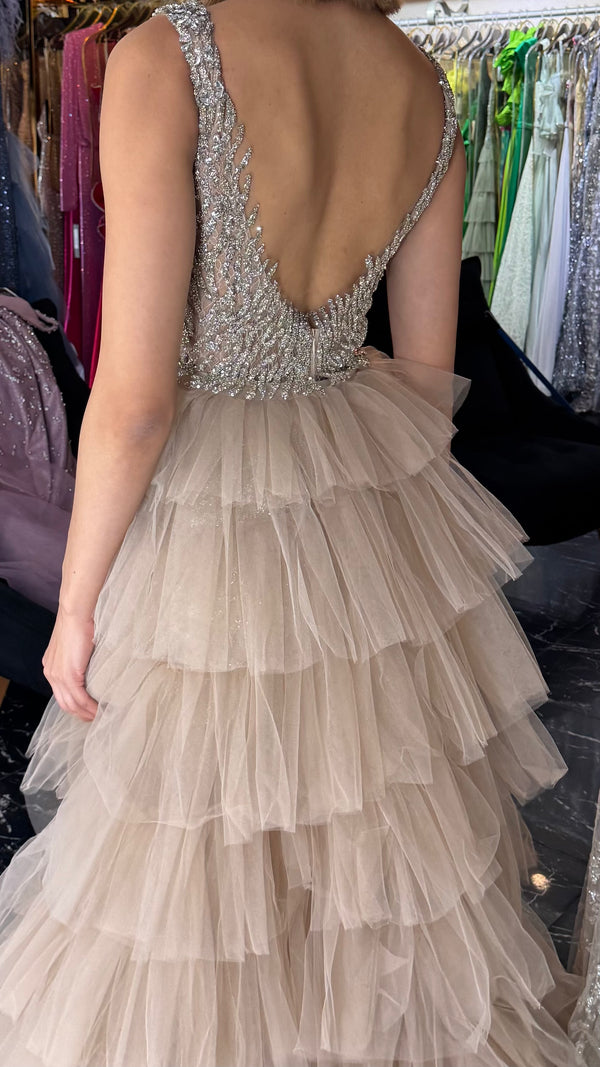 Dreamy beige ruffled (2 look) dress