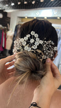 Tocado flexible de flores de perlas y cristales