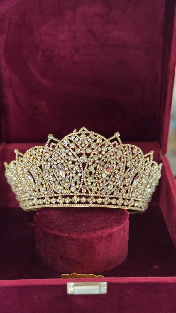 Corona grande alta dorado con cristales