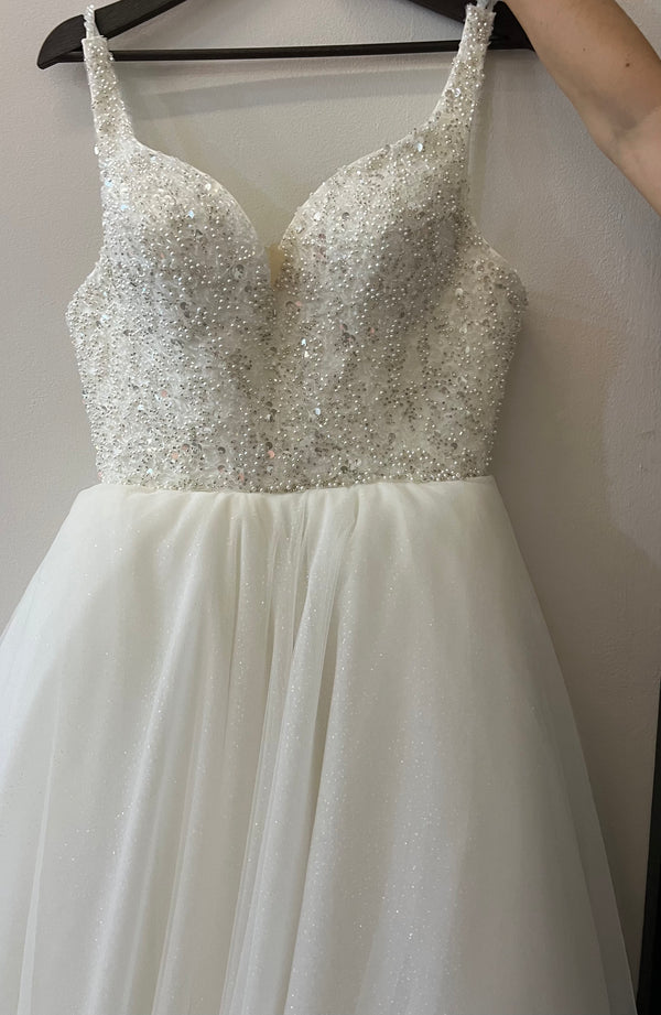 Vestido de novia de perlas ivory y faldon A de tul