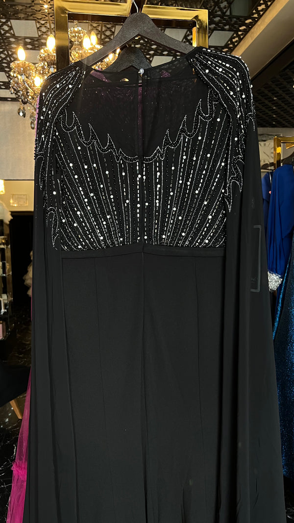 Siyah shoulder caped dreamy dress