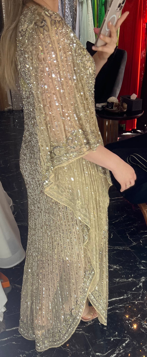 Rare cape creme/beige dress
