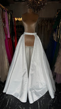 Nailana Wedding Dress