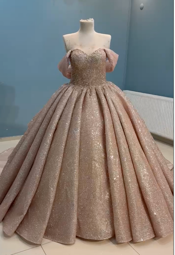 Vestido quinceañera personalizado Keren (rosado claro)
